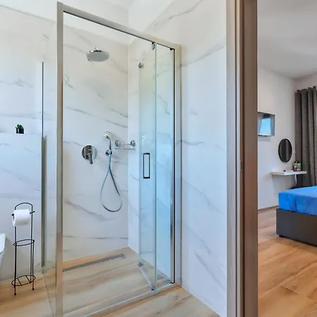 Brand New Borina With Pool Vila *