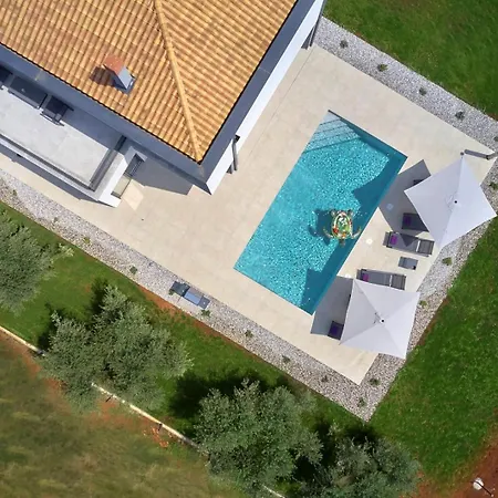 Vila Brand New Borina With Pool Loborika